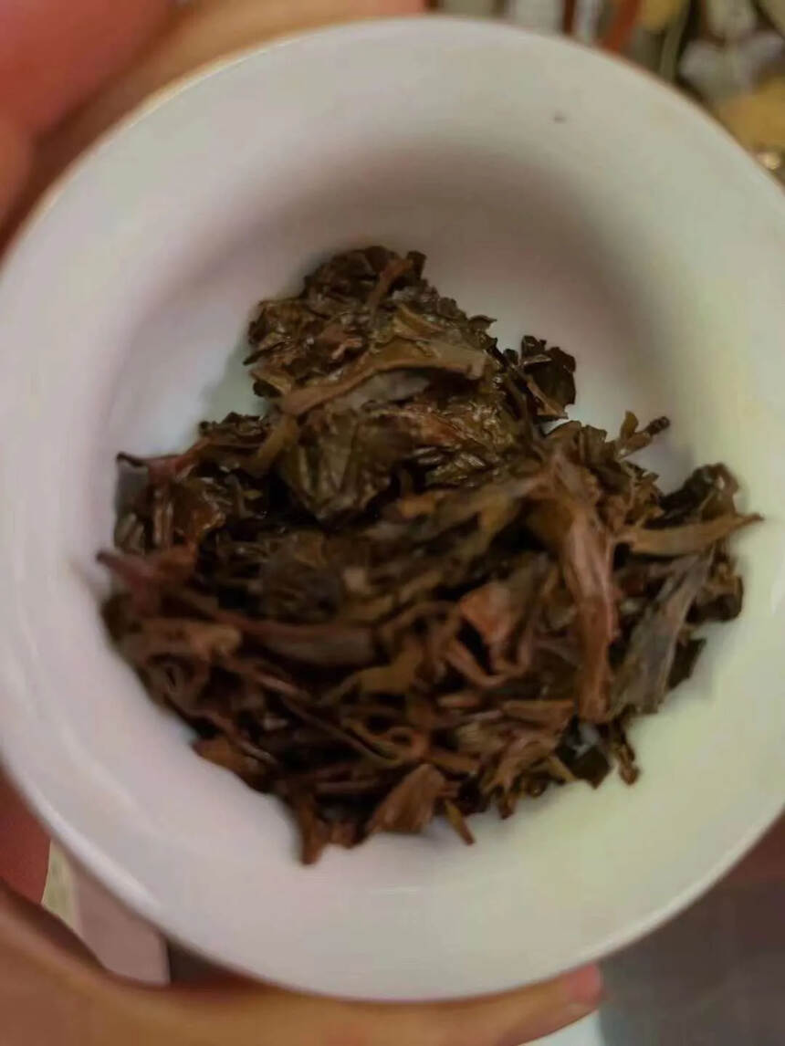 ❤❤

04年双雄茶厂班章王。班章有机生态茶 .此茶