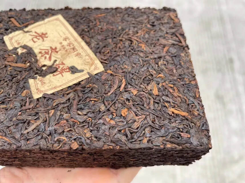 2004年永明茶厂 老茶砖 笋壳熟砖，500克/砖，