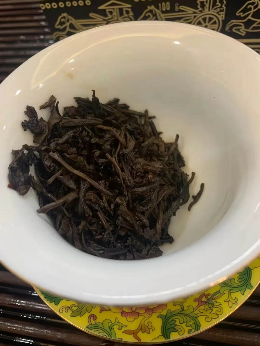 92年马帮牌春明茶厂散茶100克，一件144盒，纯正