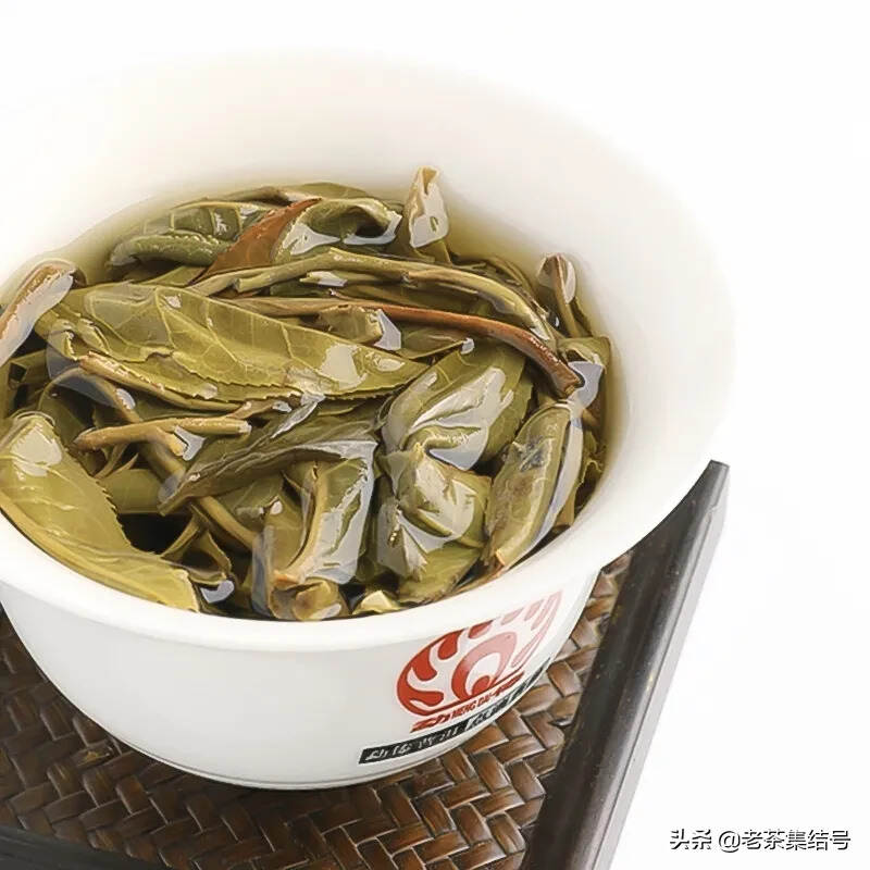 白莺山古树茶 云南普洱茶生茶饼