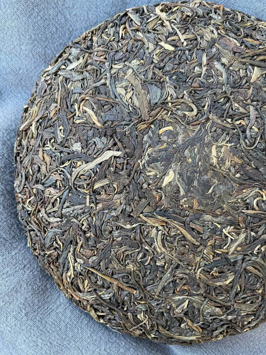 2015年帕沙犀牛塘古树茶。#普洱茶# #茶生活#