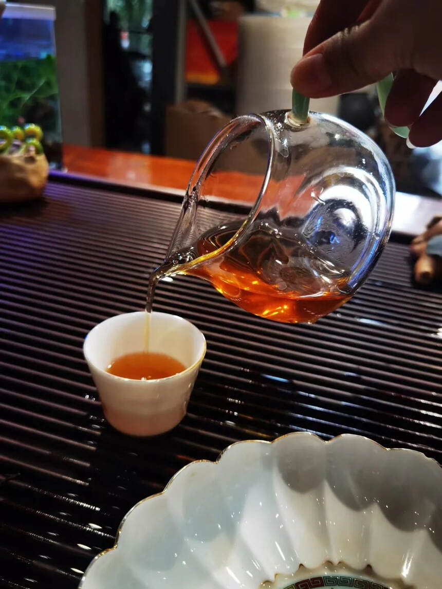 94年大理南涧茶厂土林凤凰生沱。点赞评论送茶样品尝。