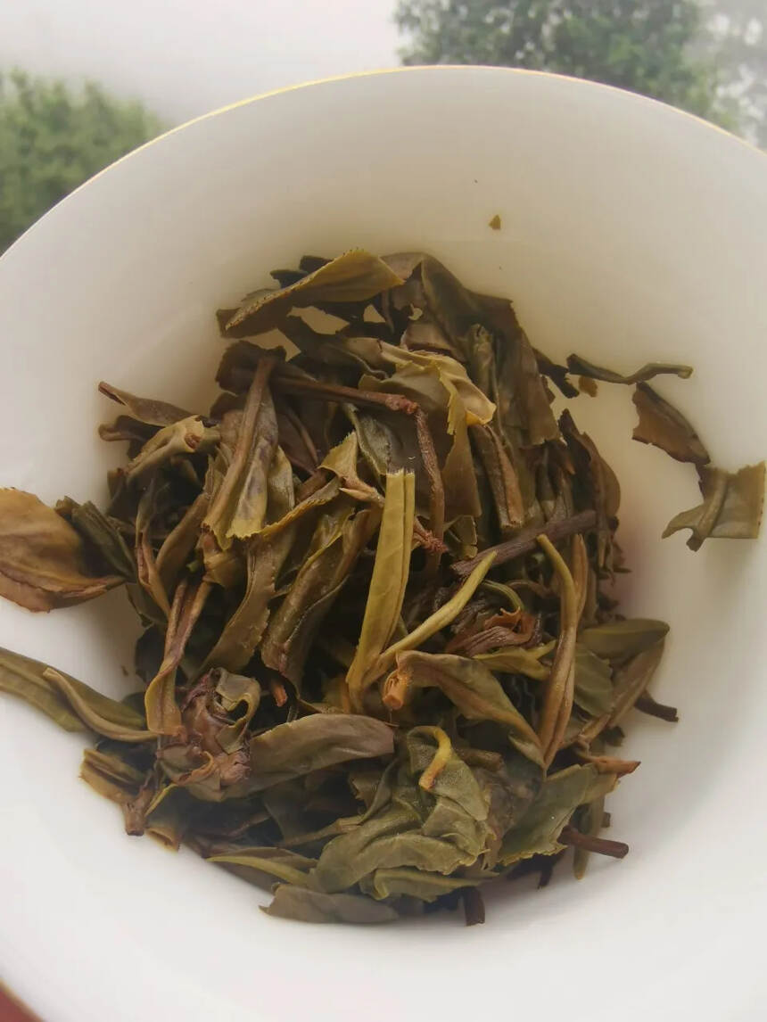 2017年那罕古树饼茶，邦东岩茶，以前皇帝陛下御用茶