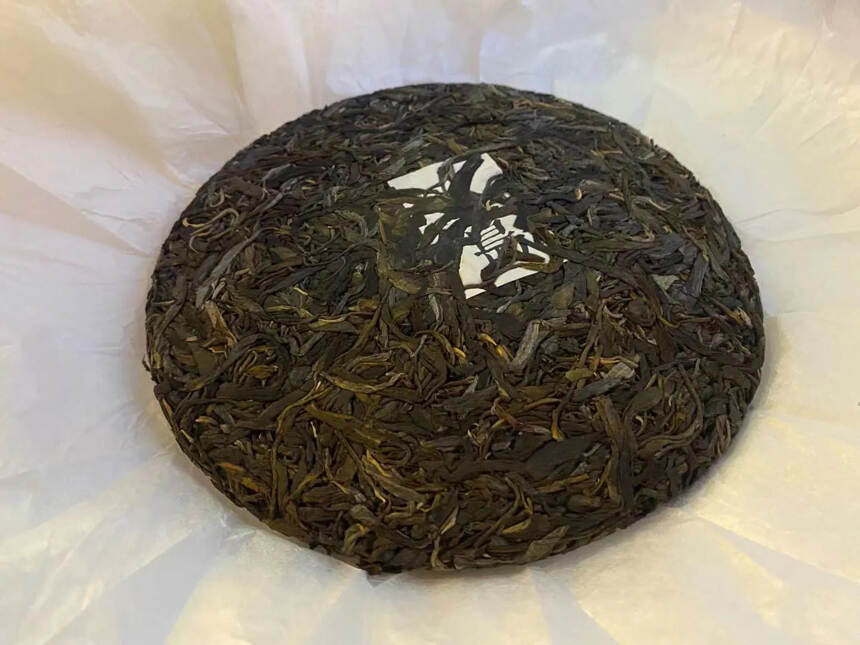 2019年春尾冰岛大树茶，纯料生茶。只有6提。601