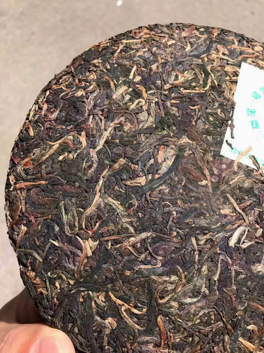 少量分享，08年福海茶厂出品7526青饼357克，一