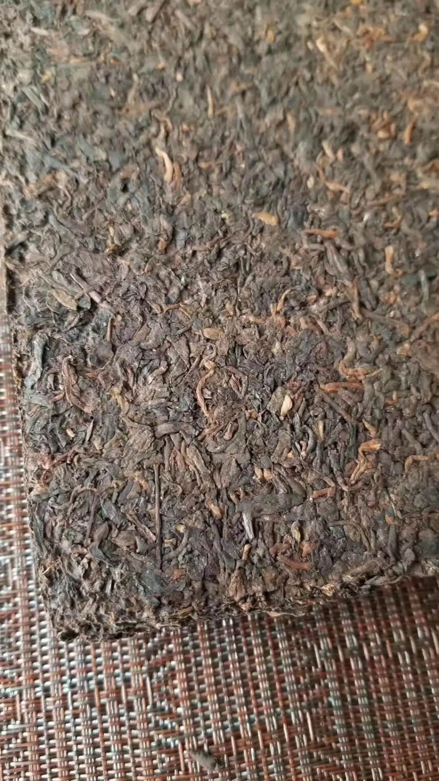 80年代反包熟茶砖，250克。#普洱茶# #茶生活#