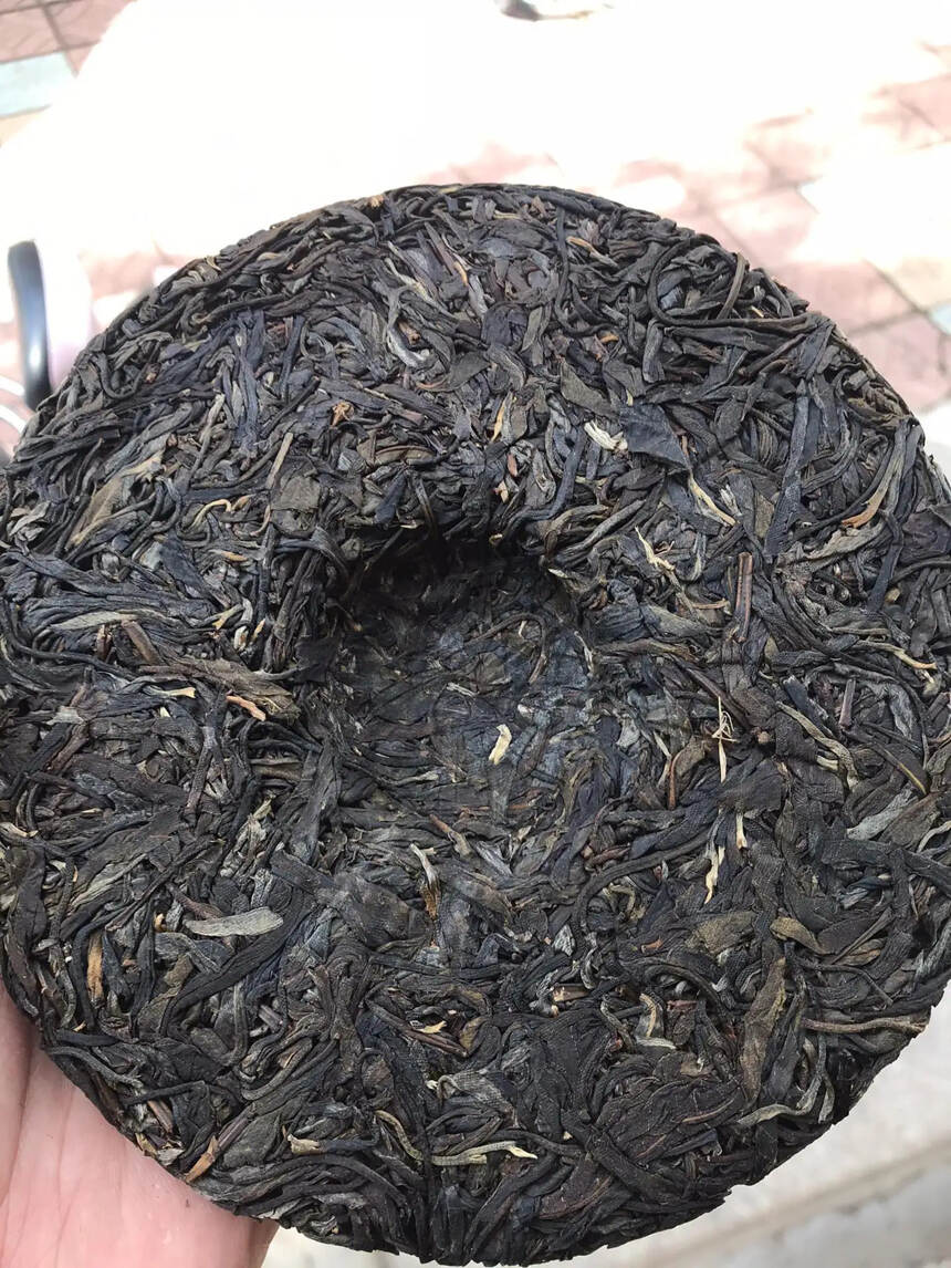 #普洱茶# 2016年大雪山生茶，古树茶纯料！香蜜浓