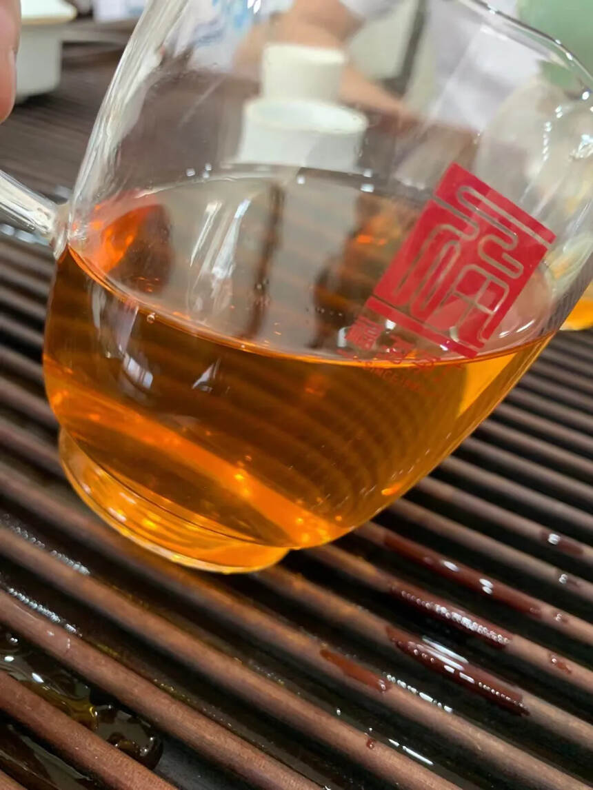 2013年兴海茶厂班盆大树 明前春尖生态茶，357克