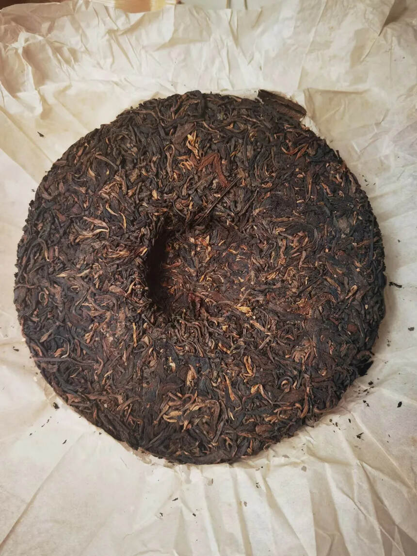 售完。。。
97年明月号春尖，易武七子饼茶，茶味很浓