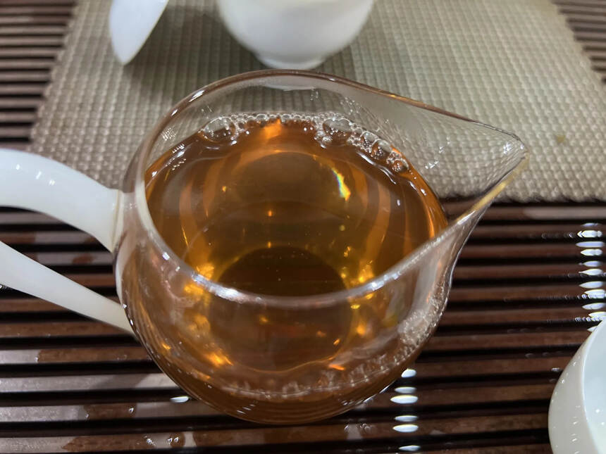 2013年勐宋那卡竹筒香竹茶，那卡古树纯料，香足味浓