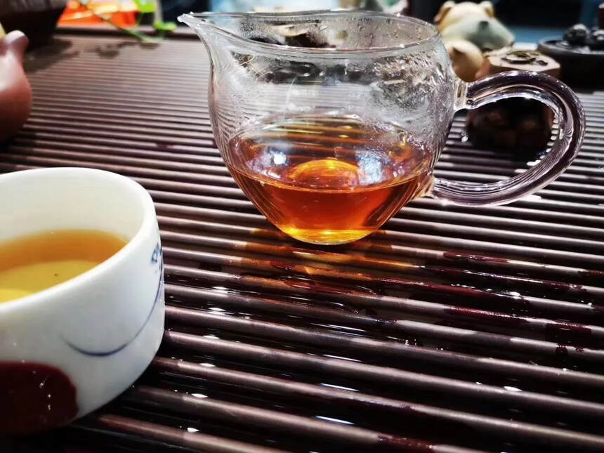 90年代纯干仓德兰砖生砖。#普洱茶# #茶生活# #