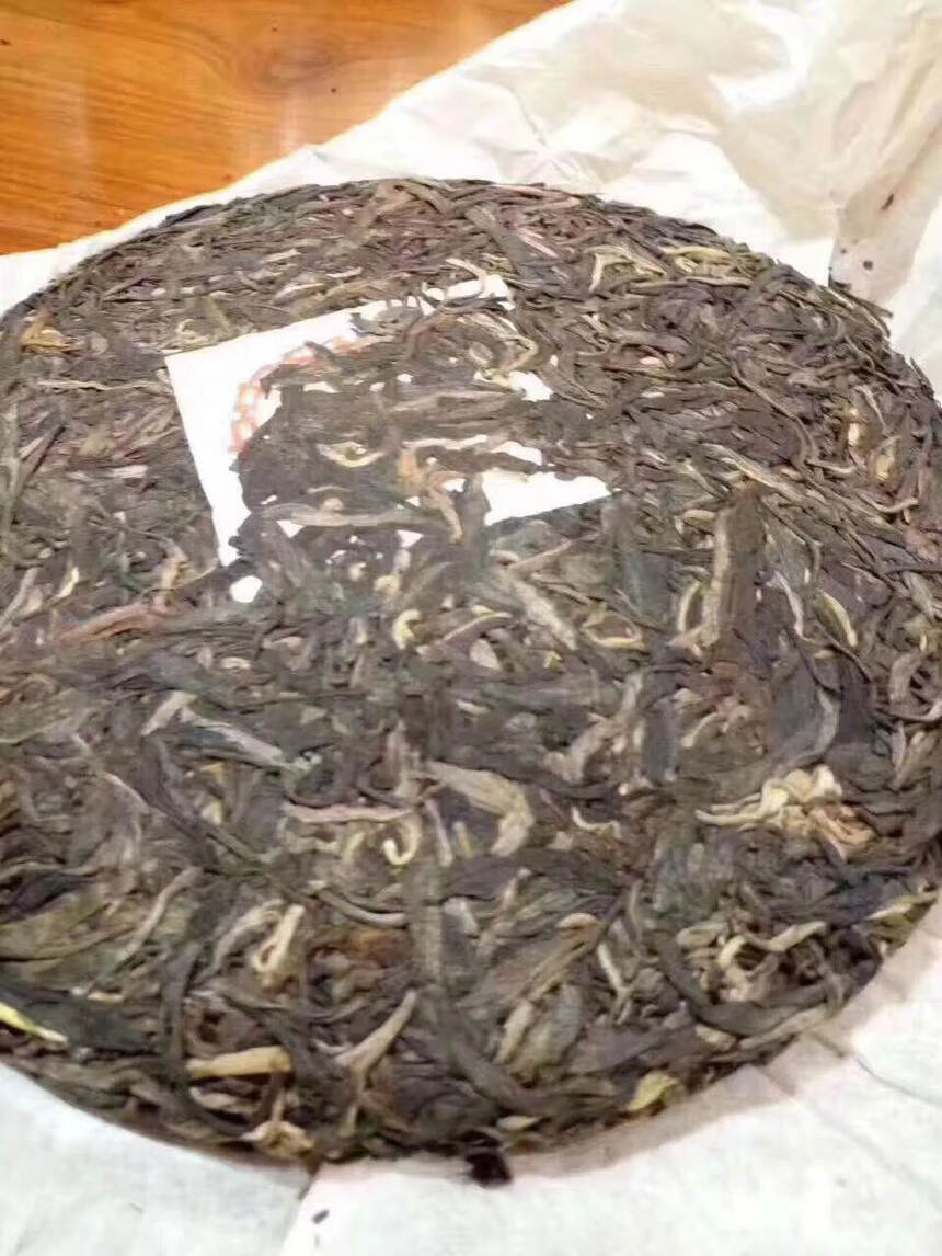 90年代中茶牌勐海茶区8582青饼蓝印，早期瑞荣茶厂