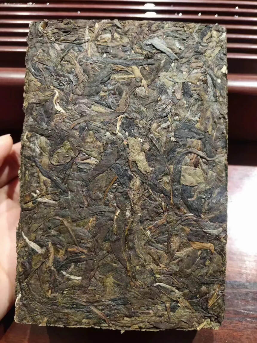 2019年帕莎古树黄片砖，每砖500克，黄片就是老茶