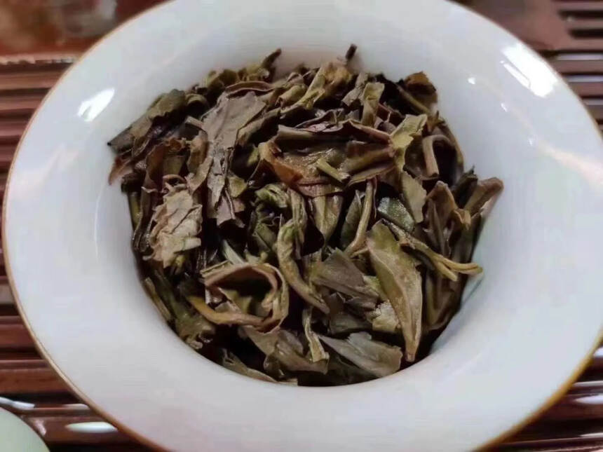 ❤❤2006年南峤茶厂野象谷勐海地区高海拔茶箐拼配压