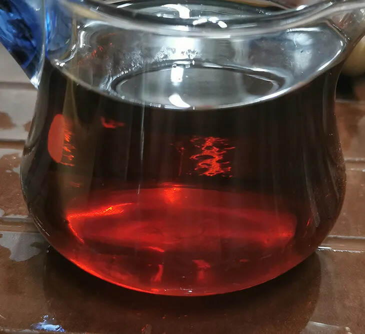 这茶没有别的特点，就是好喝！ 真正的勐海味，勐海茶发