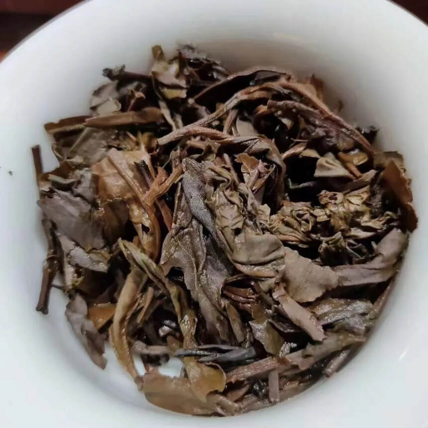 02年薄纸小绿印ㄧ老树茶