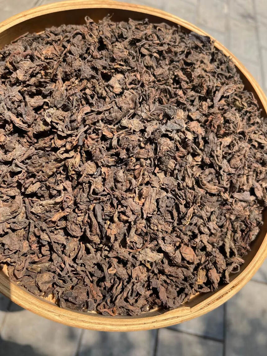 2016年果敢小栗香普洱小茶头 天然樟香味道 。#普