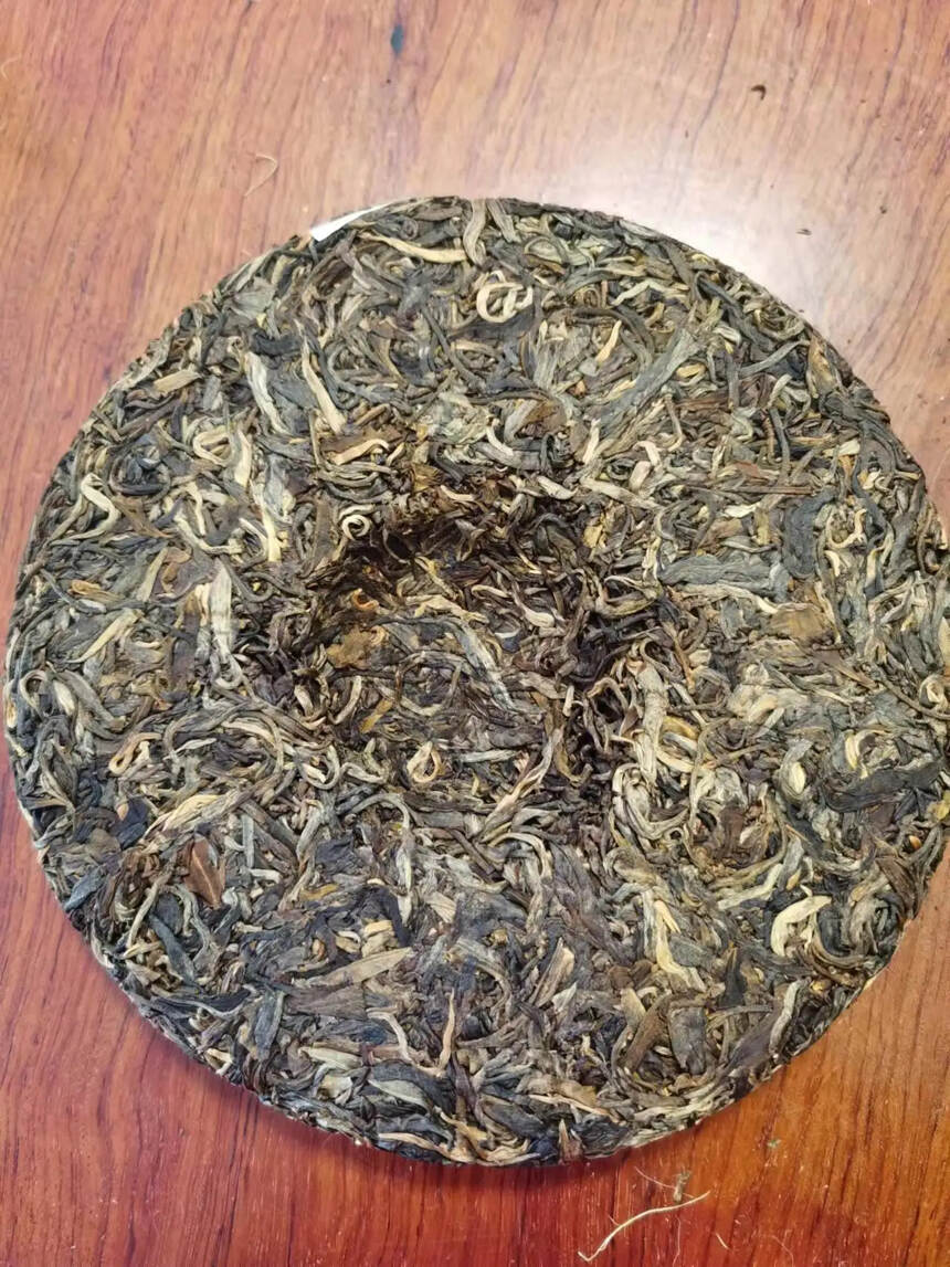 2015年景迈蜂神树纯料，兰花香堪比老班章。#普洱茶