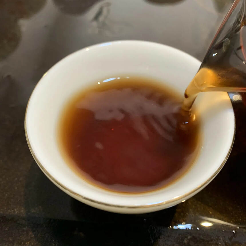 2001年勐海茶厂7262熟茶
干仓老熟茶，好喝的茶