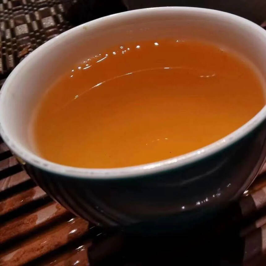 ❤❤1999年【九台坡乔木圆茶】香港贡山茶荘监制！一