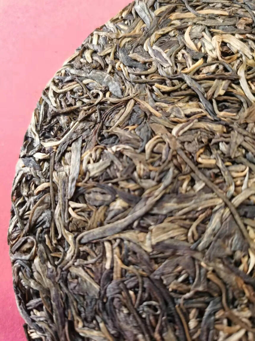 2016年八角亭班章茶王地生茶。#普洱茶# #茶生活