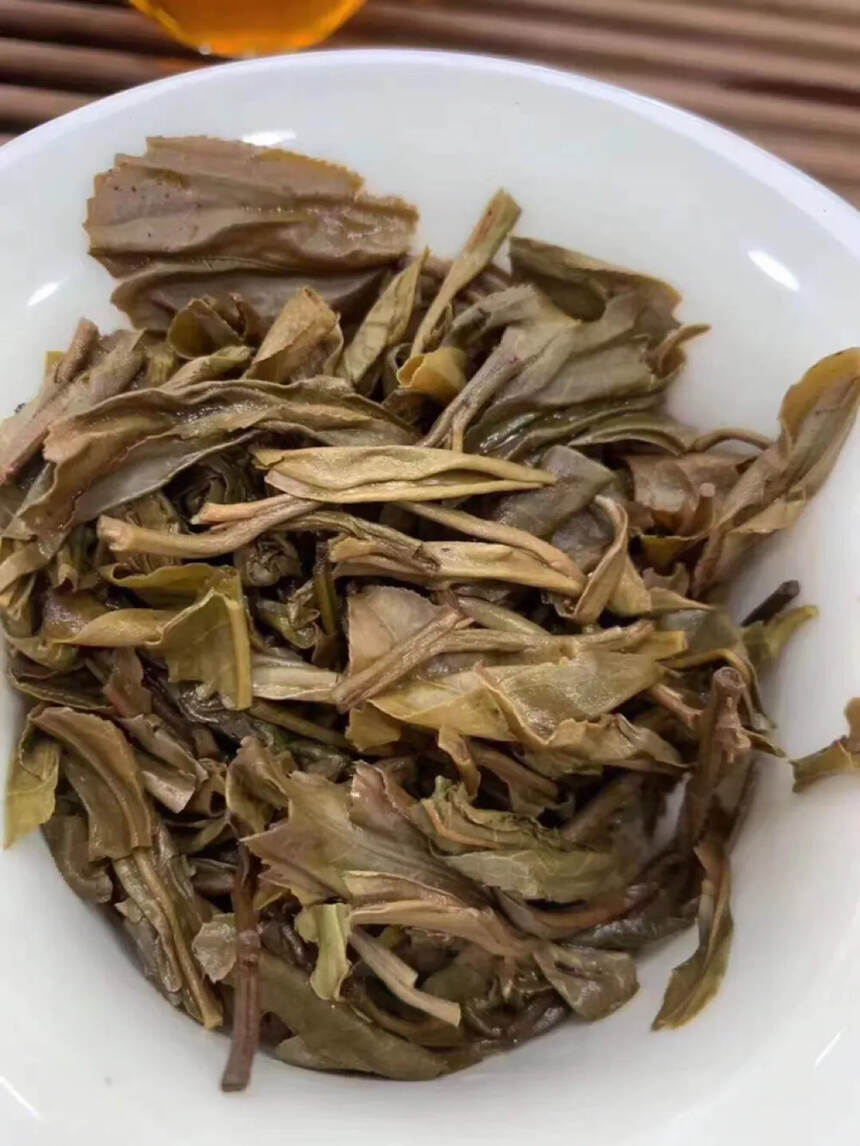 2016年八角亭布朗印象，朗山古树茶，产品规格：35