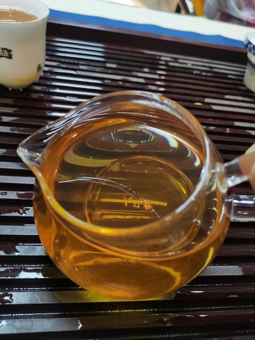 2006年布朗大树茶一次性满足你对布朗山的所有期望！