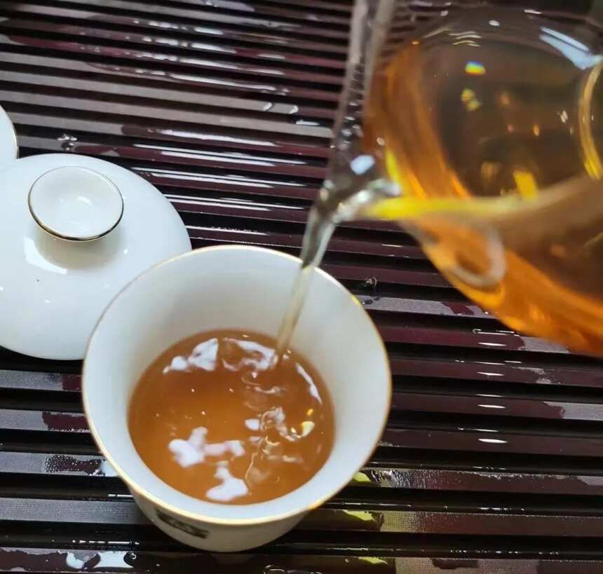 #普洱茶# 特甜水，叶底色泽较嫩显油润#茶生活#