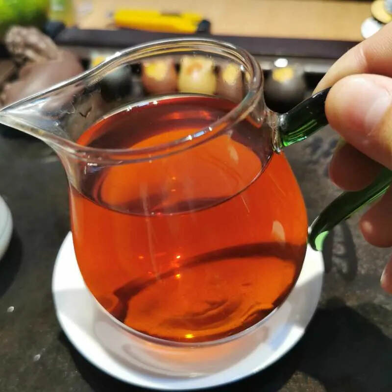 94年紫天砖生茶，南天公司定制茶！拼配布朗山大树茶压