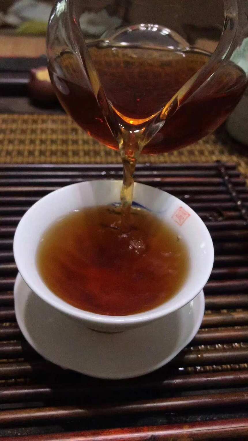 #普洱茶# 老生茶，陈香浓稠#茶生活#