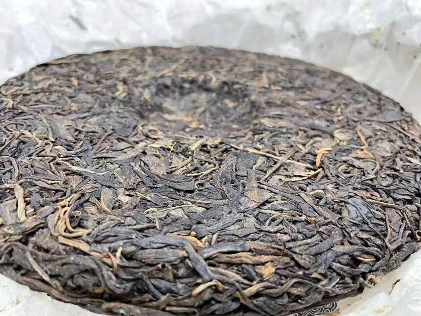 ??强烈推荐2006思普源，一饼400克，茶味柔，入