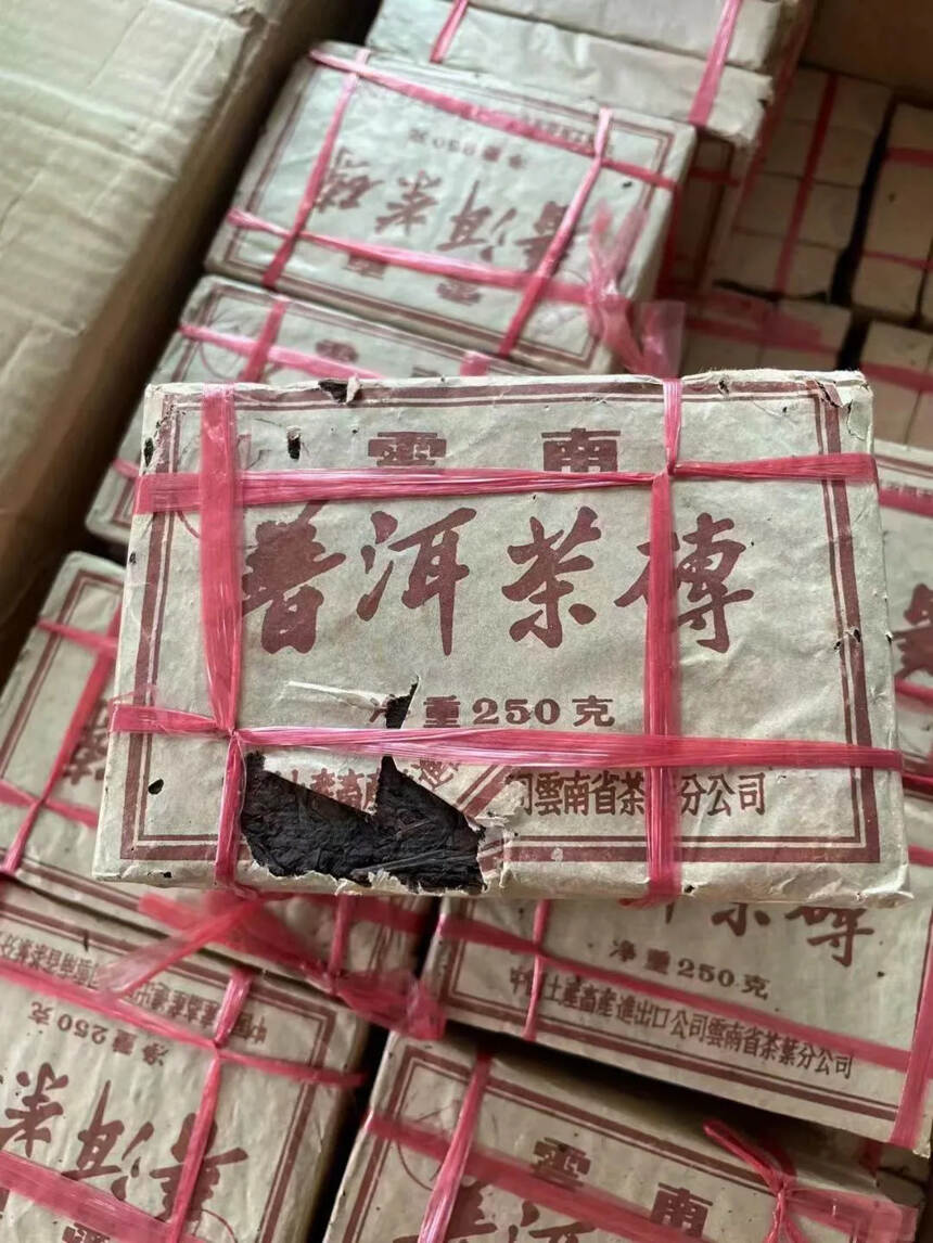 80年代紫天熟砖，香港南天公司定制，熟茶的天花板遗憾