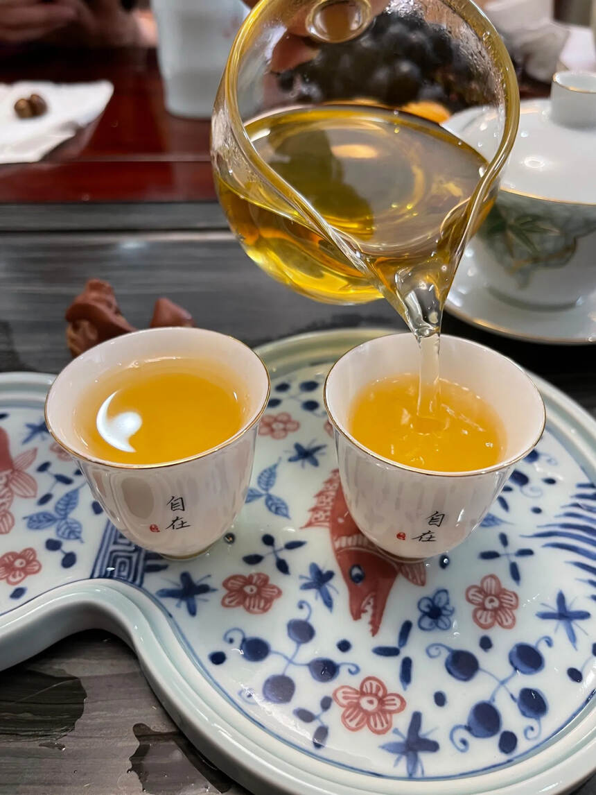 高端龙珠生茶系列—2021年815生沱，一颗7克。缅