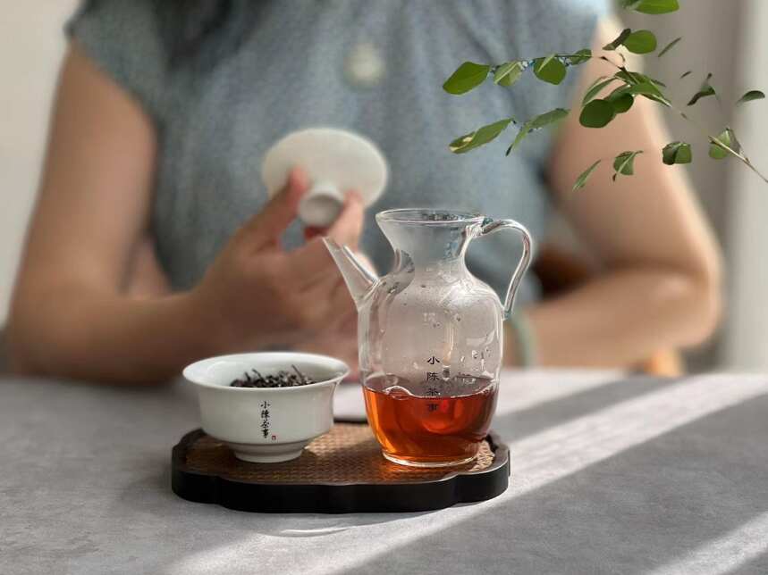 过了保质期的绿茶、白茶、岩茶、红茶，是否应该继续喝？有答案了