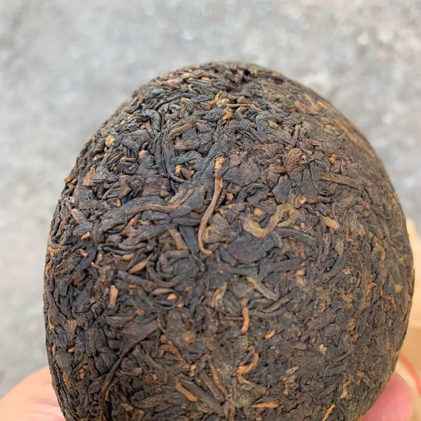 2001年中茶牌绿印沱茶熟沱250克，甜水浓厚