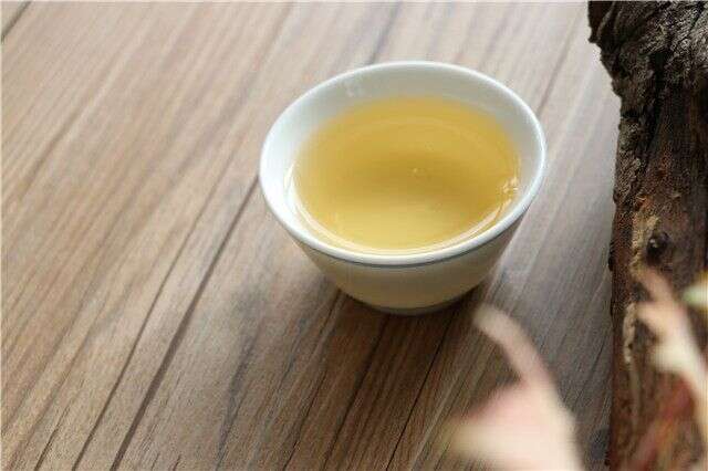普洱茶是什么味道的？