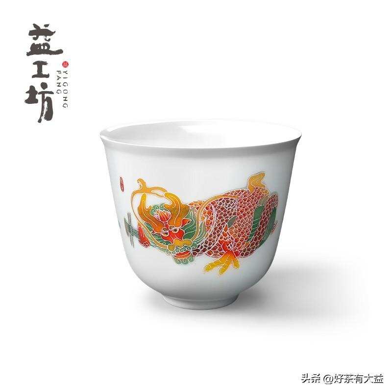 摘星揽月纵天地 九龙兴游贺祥瑞