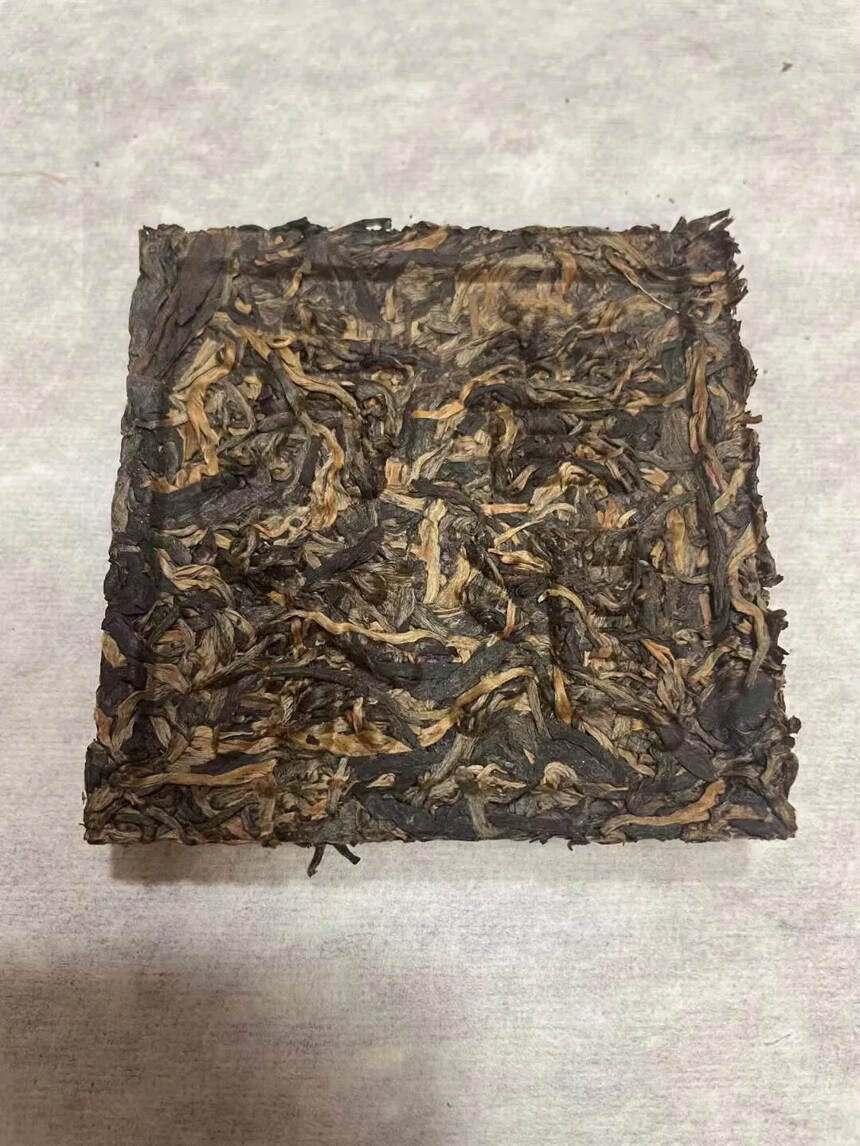 99思茅砖，少有的勐海茶厂版本。跟末代茶王之称的92