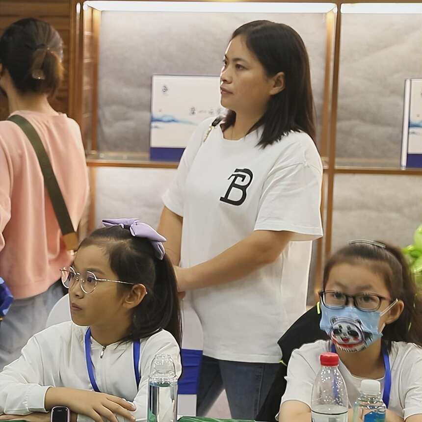 赣茶·快讯 |“寻茶探秘”小学生茶文化研学活动走进九江茶市