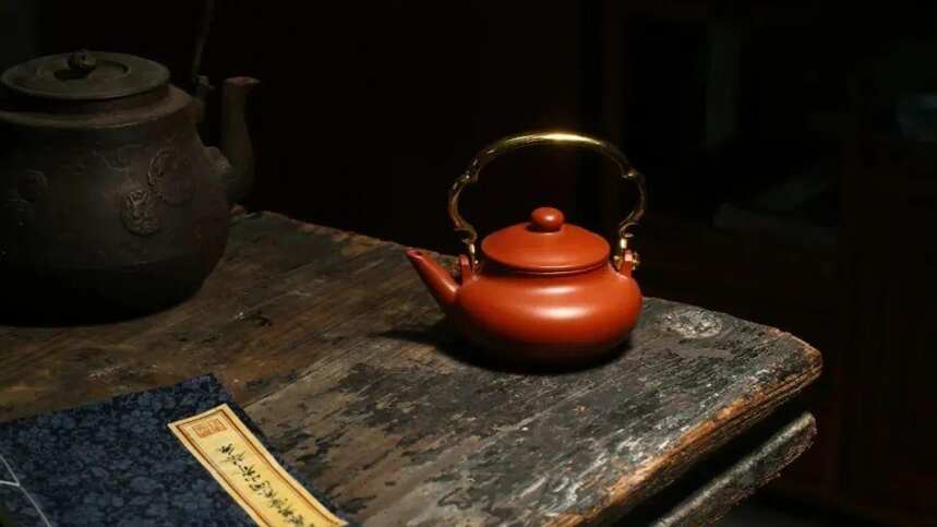 紫砂壶泡惯了一种茶，突然想换另一种，该怎么办呢？