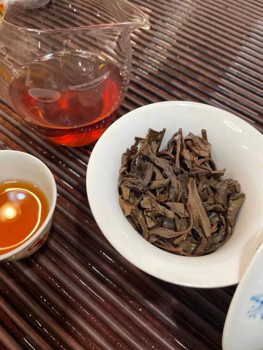 2003年 易武正山古茶树，昌达号生普洱茶，瑞贡天朝