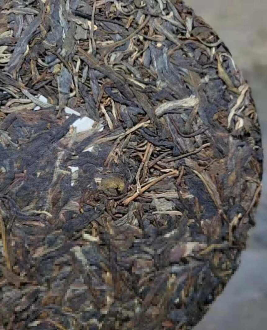 一饼普洱茶沉淀了您的岁月 喝茶要趁早 品茶要选好