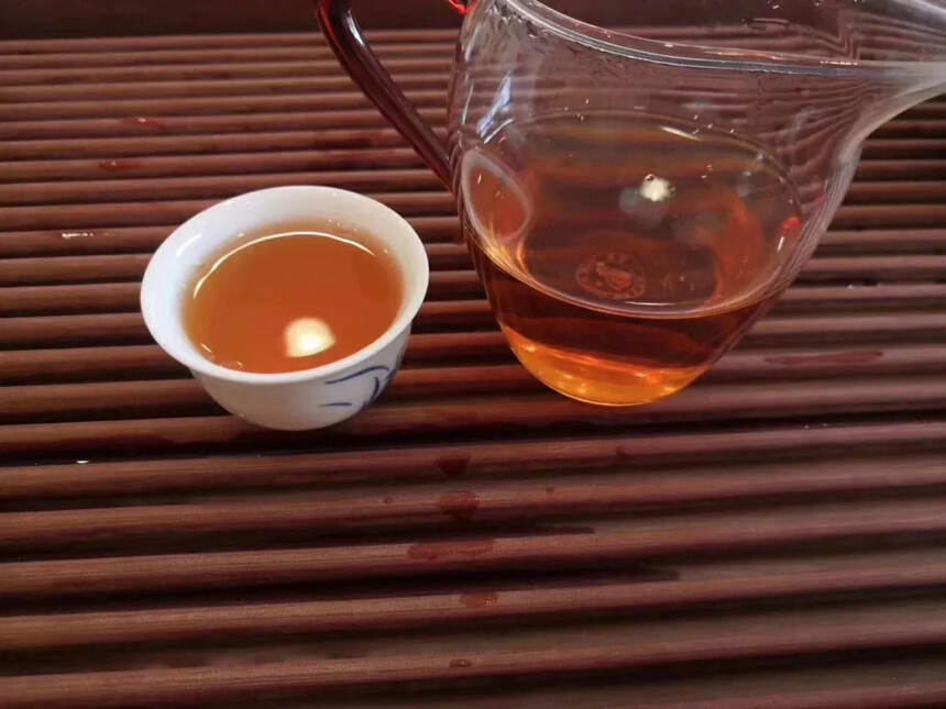 99年海湾茶厂野生茶红版：双内飞#广州头条# #发现