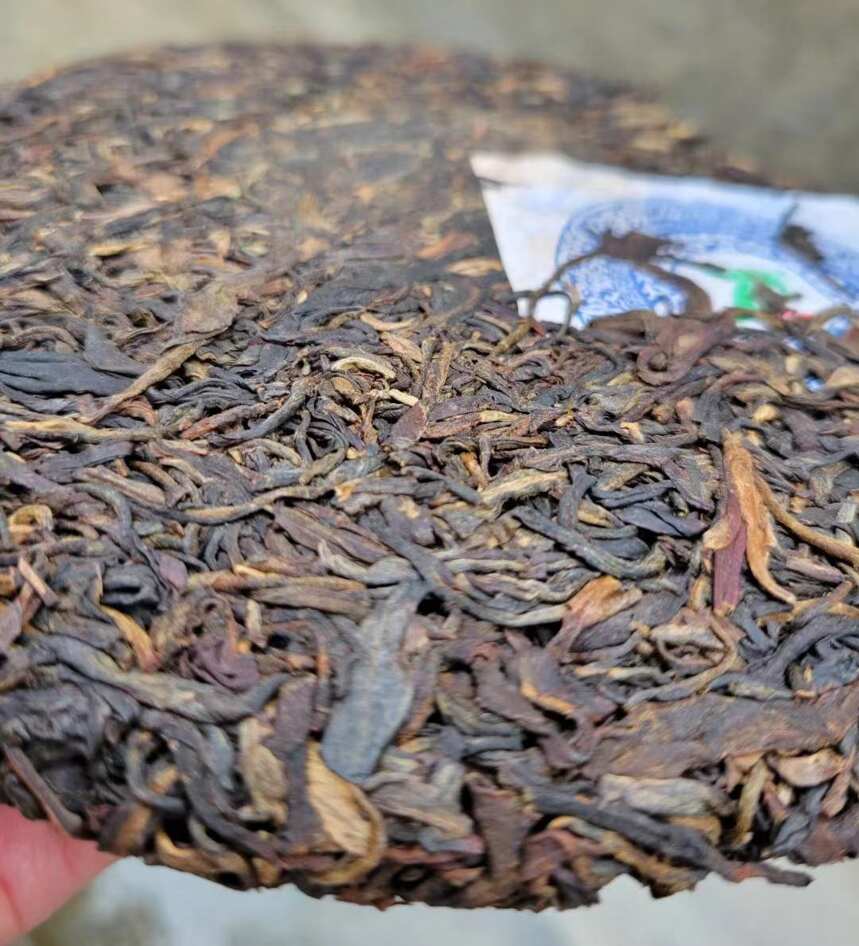 一杯见明艳 普洱茶独特的风味