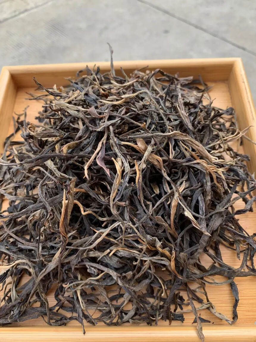 2019年冰岛古树散料#喝茶# #茶# #茶生活#