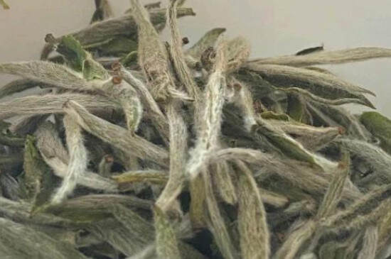 适合在朋友圈发白茶的语言_白茶有意境的茶叶文案