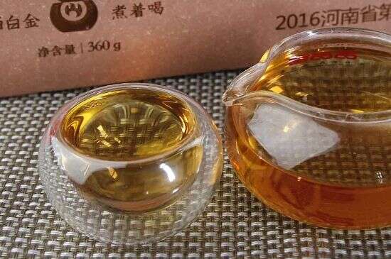 晒白金老白茶怎么泡_老白茶的冲泡方法和水温