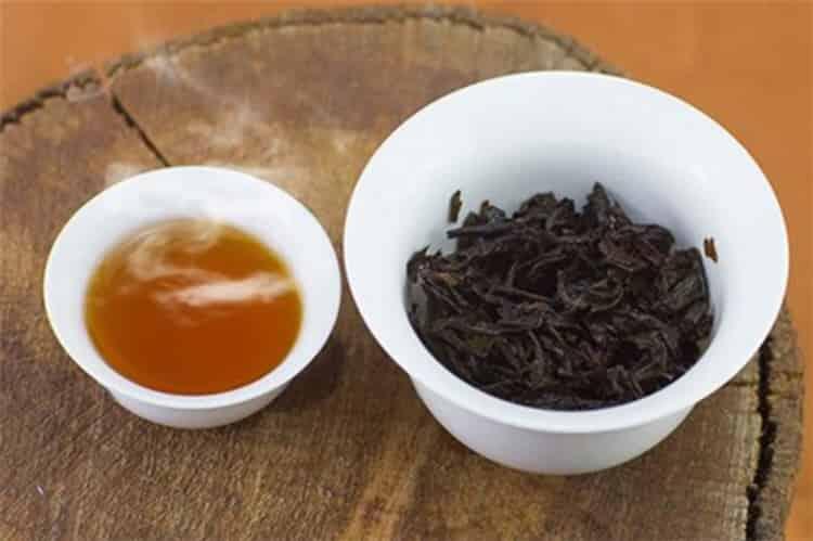 如何品鉴武夷山水仙茶？