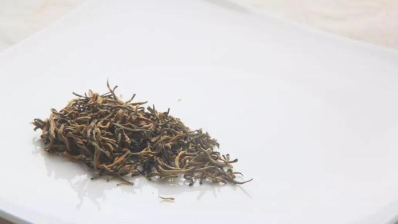 乌龙茶属于红茶还是绿茶