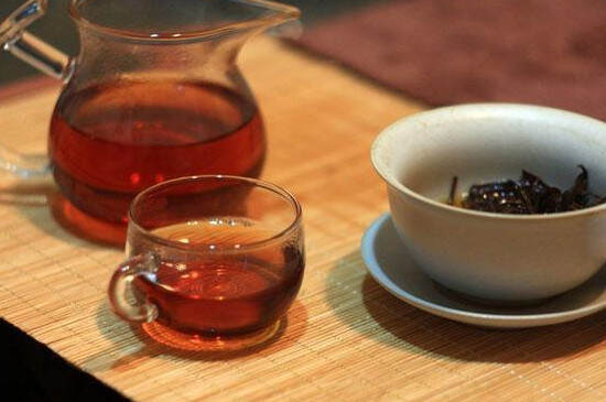 鸭屎香是红茶还是绿茶